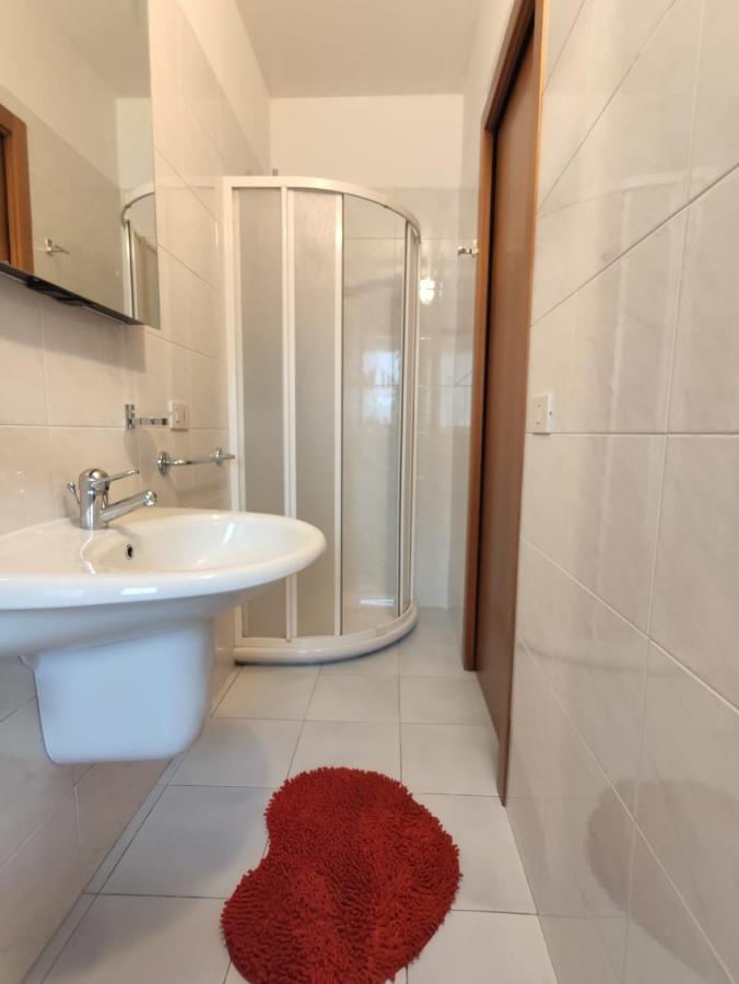 Bafile 18 - Piazza Marconi - Centrale - 50 Mt Dal Mare Τζεσόλο Λίντο Εξωτερικό φωτογραφία